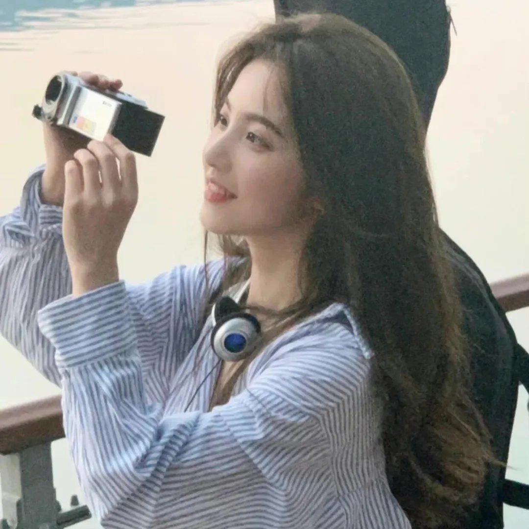 束手就擒吧！韩队长！